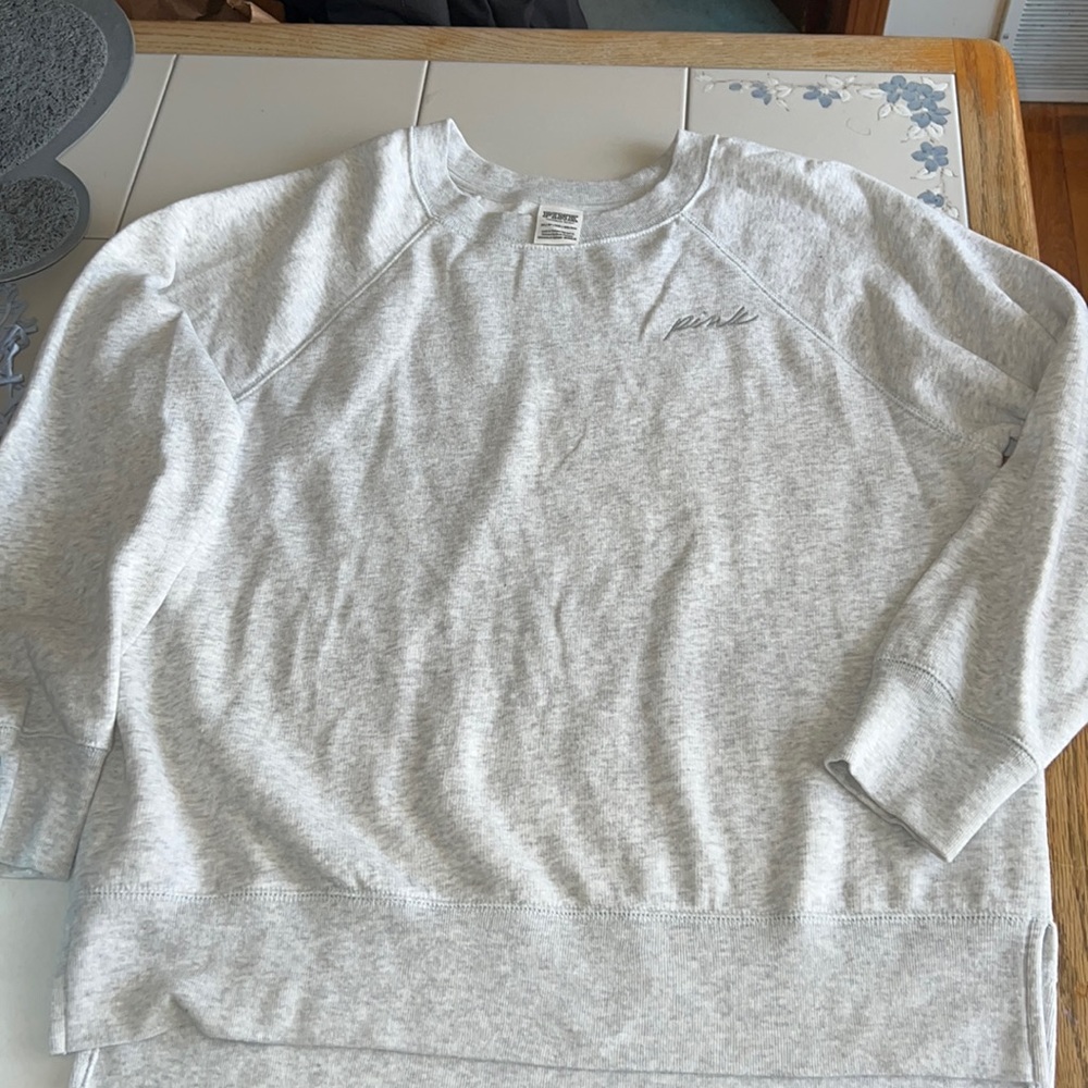 Victoria Secret Pink Crewneck sweatshirt